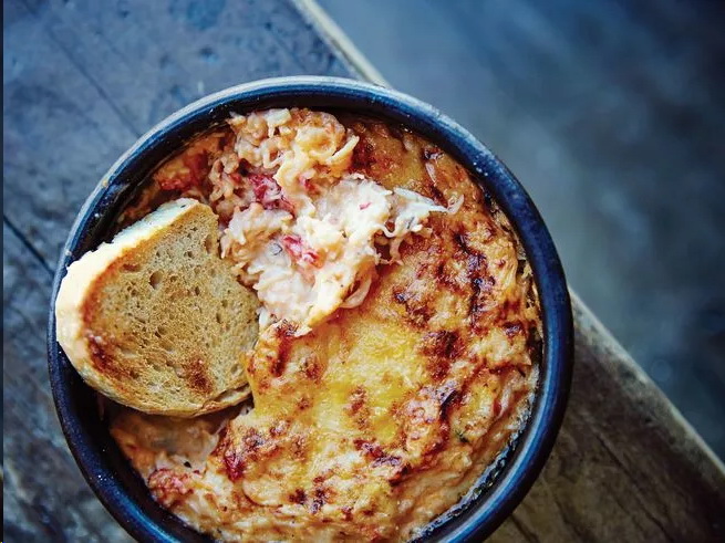 Ultimate Crab Dip Saveur